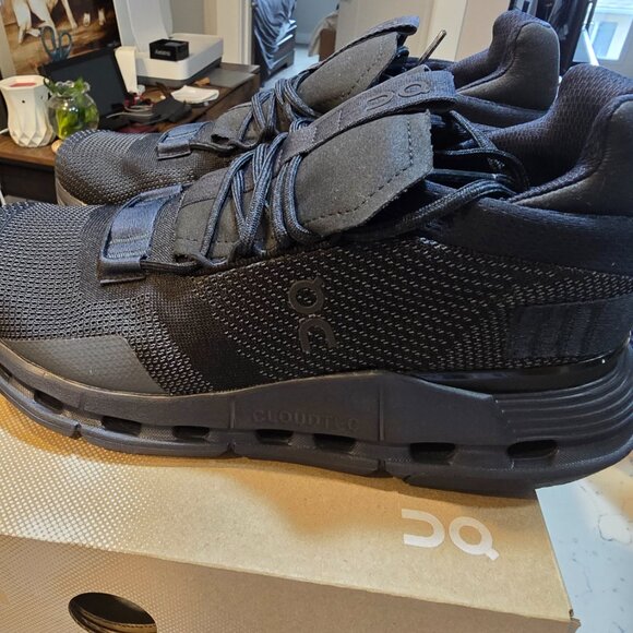 On Cloud Cloudnova Black / Eclipse 26.99814 Women's Running Shoes SIZE 7 NEW - Picture 2 of 16